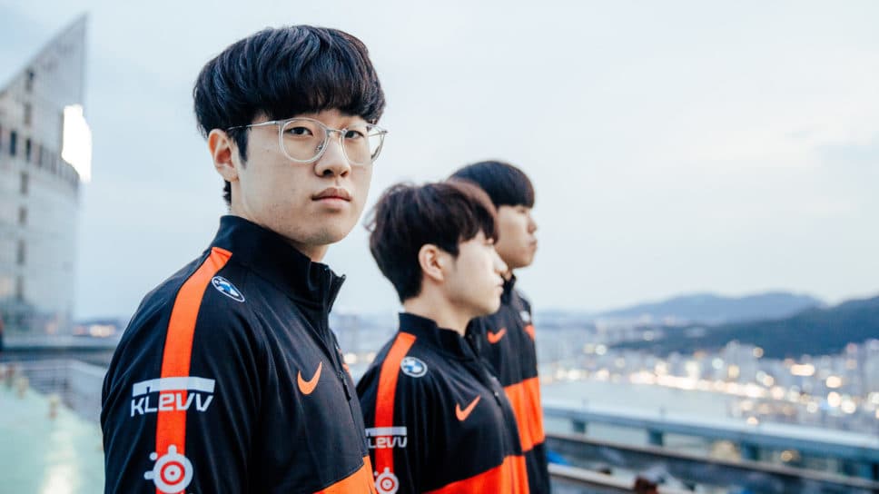 T1 Zeus: “When I was an academy player in T1, G2 was always getting in their way and blocking them so I want to get revenge” cover image