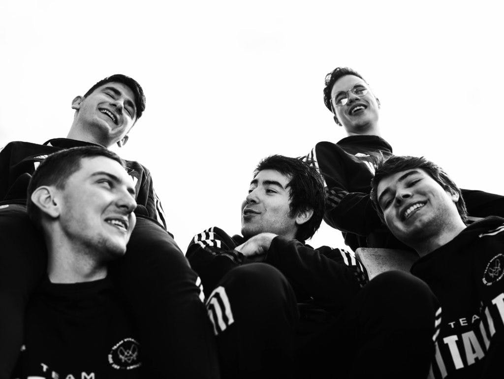 Vitality's new lineup poses. Image credit: <a href="https://twitter.com/TeamVitality" target="_blank" rel="noreferrer noopener nofollow">Team Vitality</a>