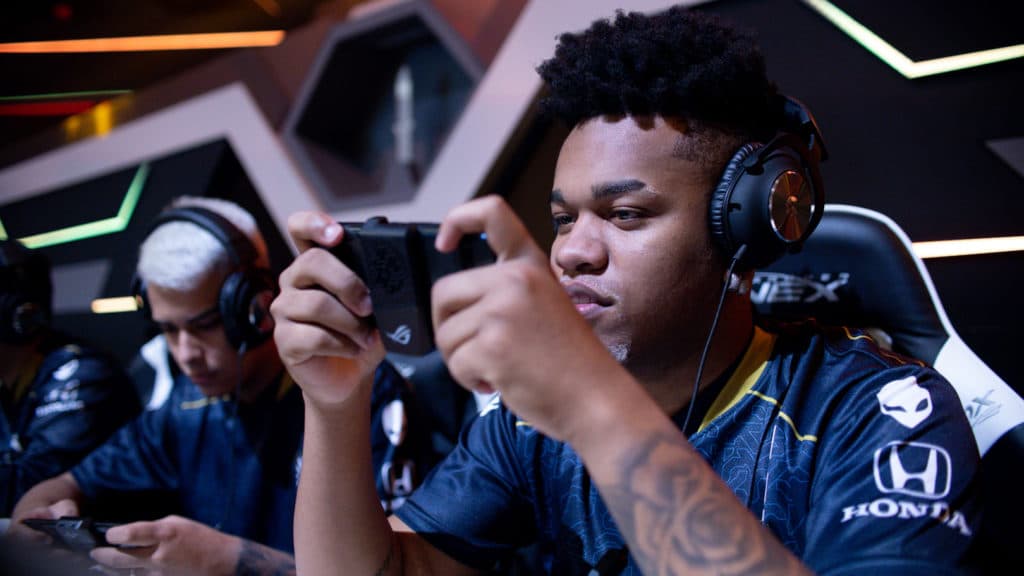 TL Peuzada - <em>Foto: Bruno Alvares &amp; Jéssica Liar</em> <em>/ Garena</em>