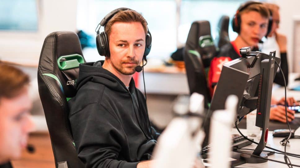 Die ESIC wird möglicherweise eine Untersuchung über die Rolle der Heroic-Spieler beim Missbrauch von Coaching-Bugs einleiten cover image