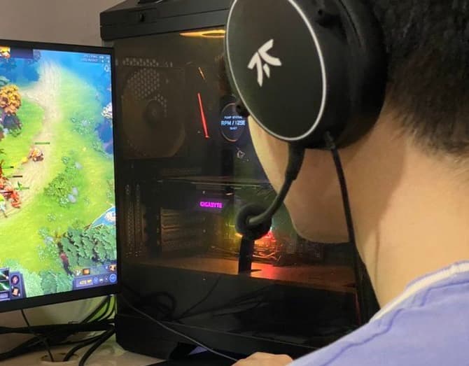 Fnatic prove too strong for SMG in BTS Pro Series Lower Bracket Finals cover image