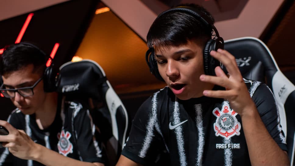 “O time vai melhorar muito ainda”, diz Bops sobre Corinthians na LBFF 6 cover image