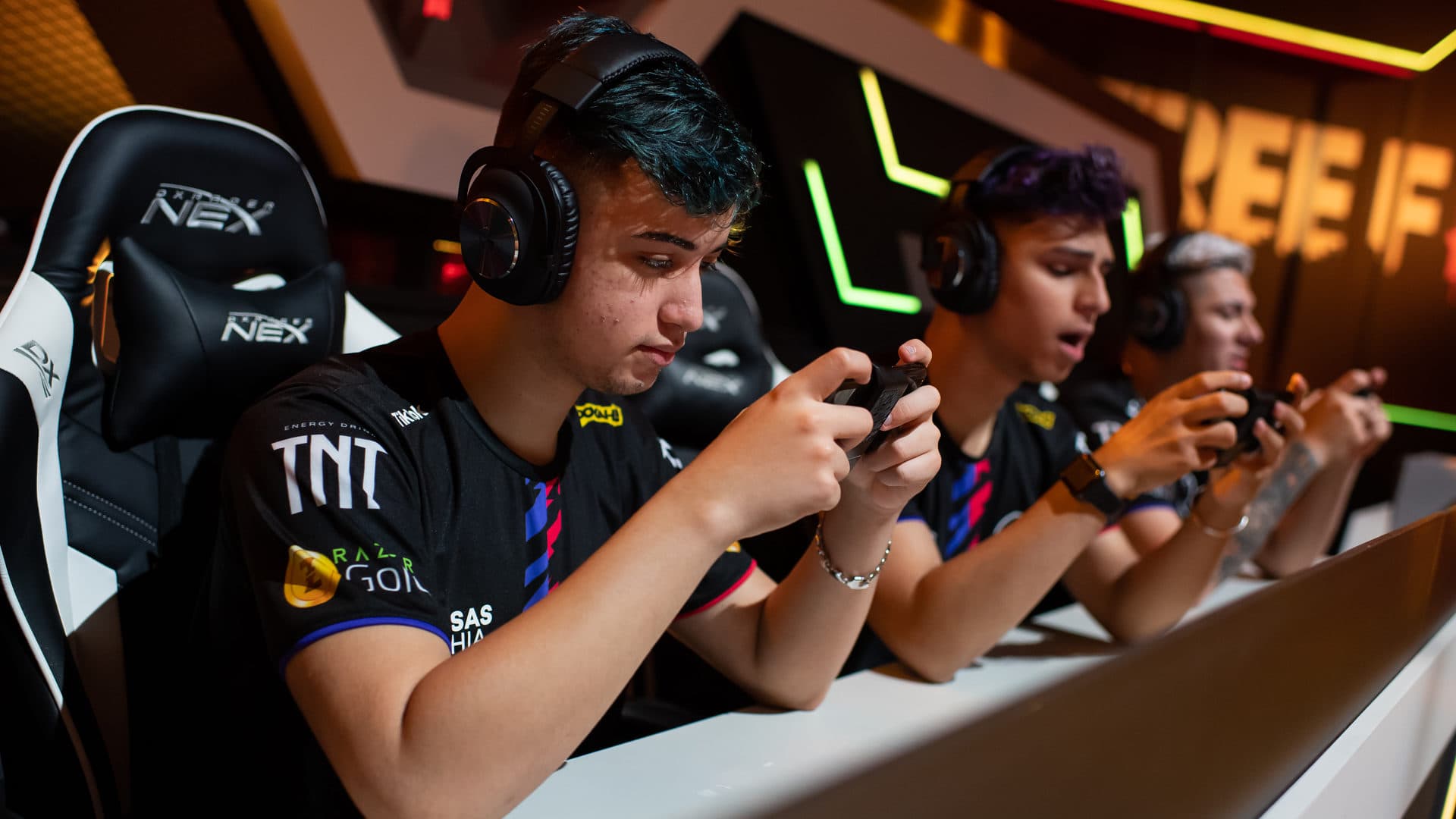 Syaz (destaque), do Fluxo - <strong><em>Fotos: Bruno Alvares &amp; Jéssica Liar</em></strong>