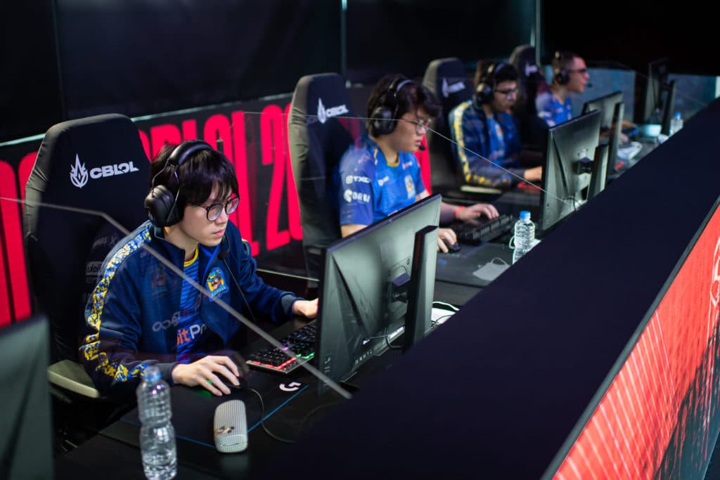 Equipe da Rensga - Foto: Bruno Alvares/Riot Games