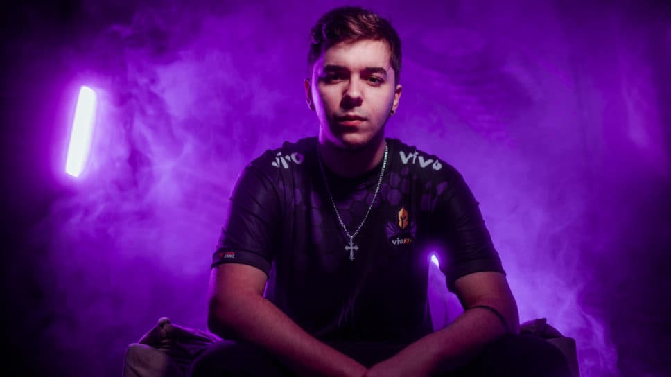 Der Superstar mwzera schließt sich Vivo Keyd an cover image