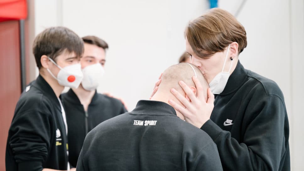 Underdogs Team Spirit Defeats Dota 2 Veterans Team Secret cover image