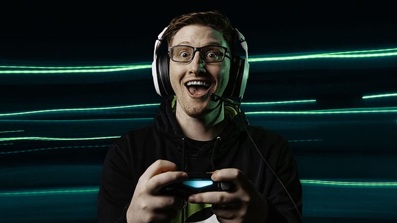 Scump Wins $100K World Series Of Warzone Solo Yolo Tournament cover image