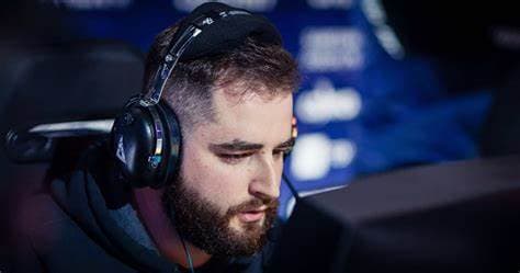 FalleN teve o menor Rating 2.0 de sua carreira em 2021 cover image