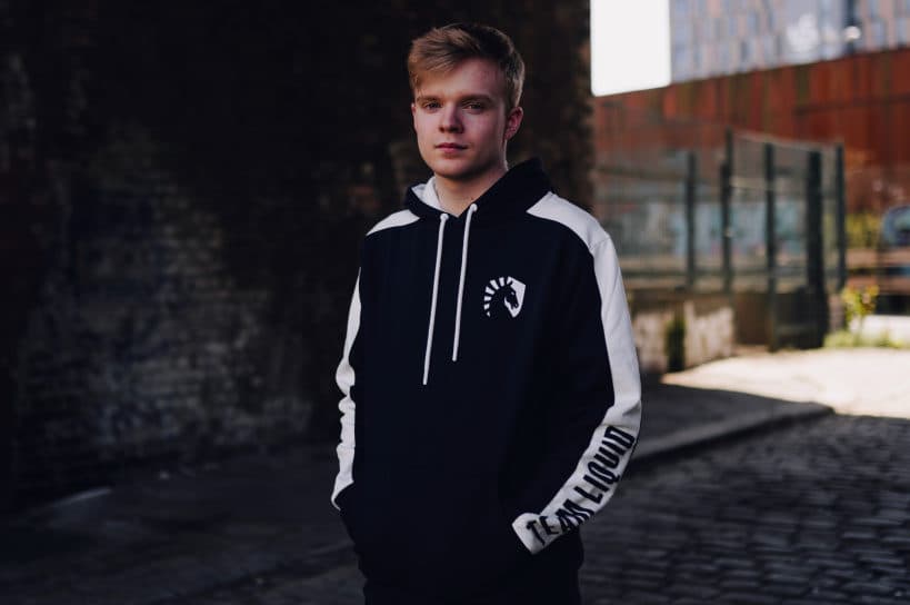 Report: 100 Thieves sign European Based ec1s as new in-game leader cover image