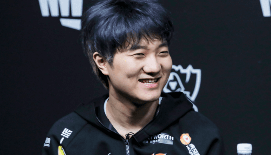 SwordArt reunites with former Suning teammates on Weibo Gaming cover image