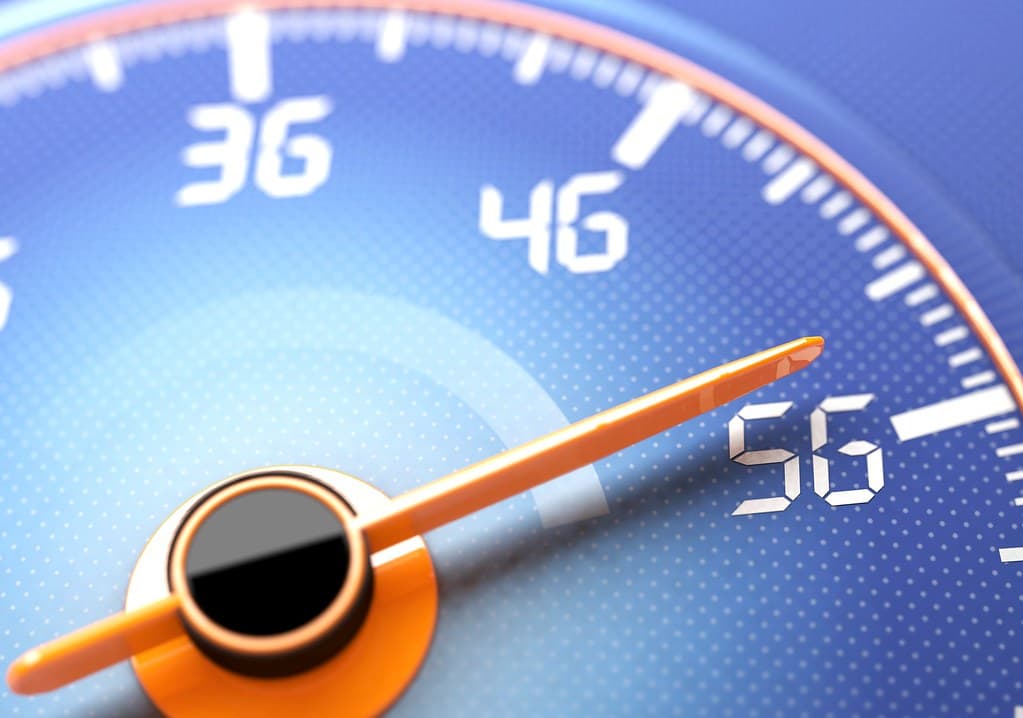 <em>5G is expected to decrease latency and provide a massive boost to mobile games. Image Credit: </em><a href="https://www.flickr.com/photos/140988606@N08/33647361348"><em>Christoph Scholz on Flickr</em></a><em>.</em>