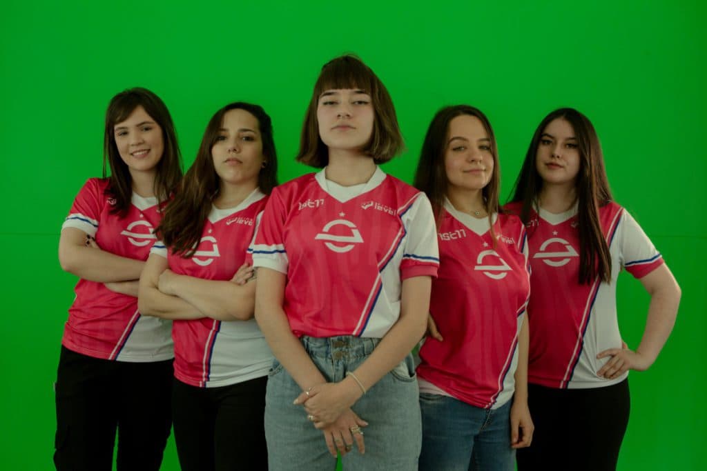 Jogadoras na época que defendiam a camisa da Gamelanders - Reprodução: Gamelanders