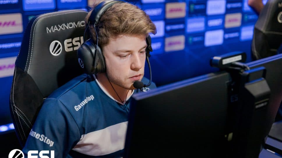 JKS CS: GO crosshair and viewmodel settings cover image