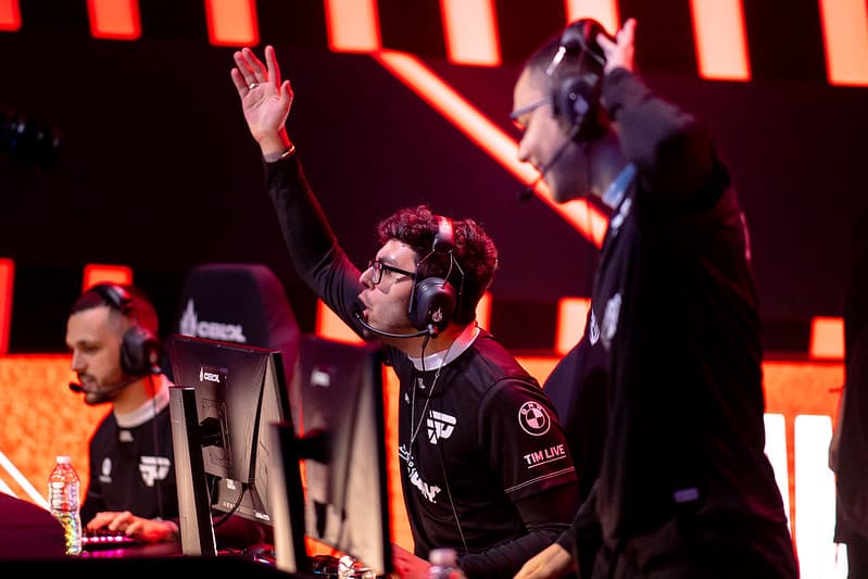 CBLOL: paiN desbanca FURIA em série acirrada cover image