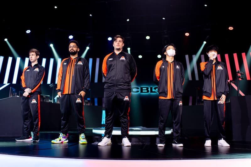 Jogadores da KaBuM! - Foto: Bruno Alvares/Riot Games