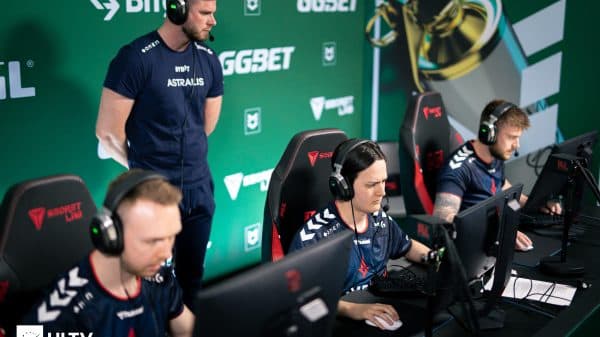 Jogadores da Astralis no PGL Major Antwerp - Foto: Divulgação/PGL