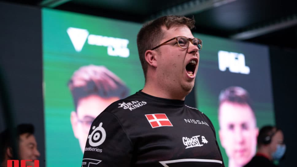 KarrigaN’s CS:GO crosshair and video settings | Esports.gg