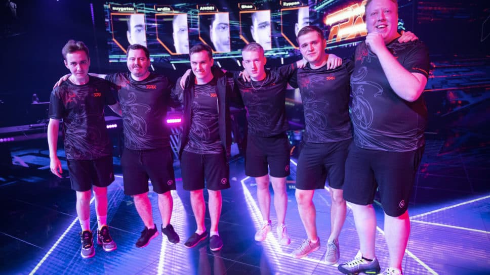 FPX snap 4-match losing streak against Fnatic to book their place in Masters 2 Copenhagen lower bracket final cover image