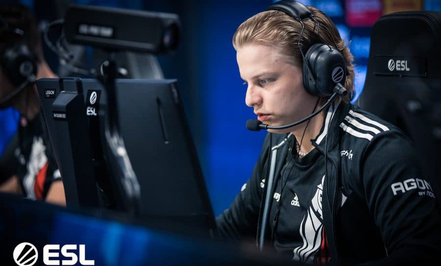 G2 bench Aleksib after underwhelming Season cover image