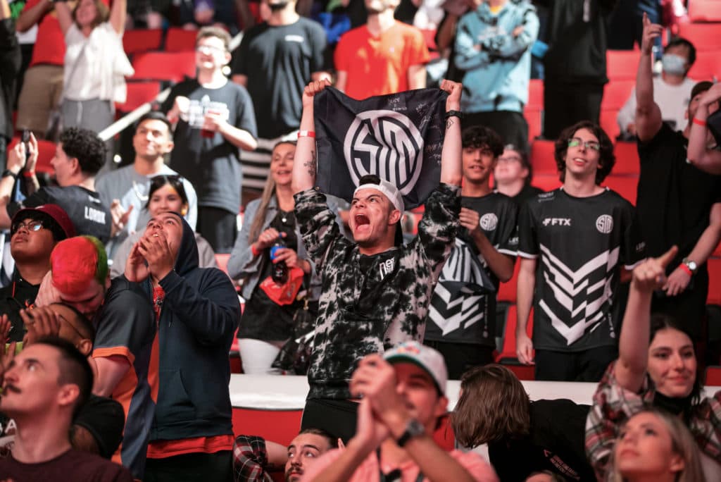 The ALGS Championships 2022 filled up on Day 3 at the PNC Arena in Raleigh. [Photo Credit: EA]