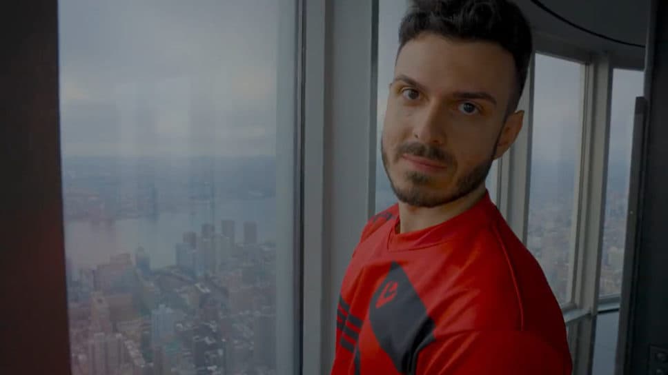 Sentinels announce the signing of ‘Valorant Content King’ Tarik cover image