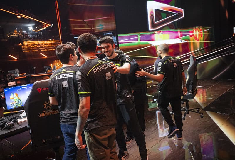 LOUD qualify for VALORANT Champions sending ZETA Division home cover image