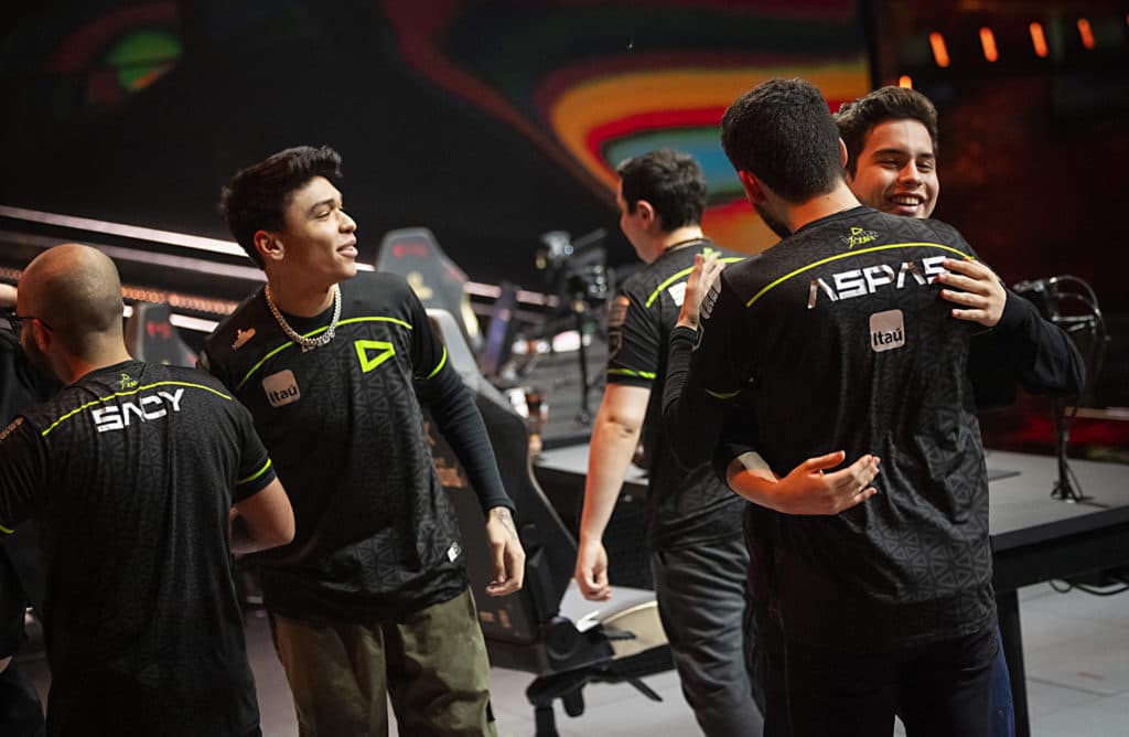 <em>LOUD reacts onstage after victory against DRX at the VALORANT Champions 2022 Istanbul Playoffs Stage on September 12, 2022 in Istanbul, Turkey. (Photo by Colin Young-Wolff/Riot Games)</em>