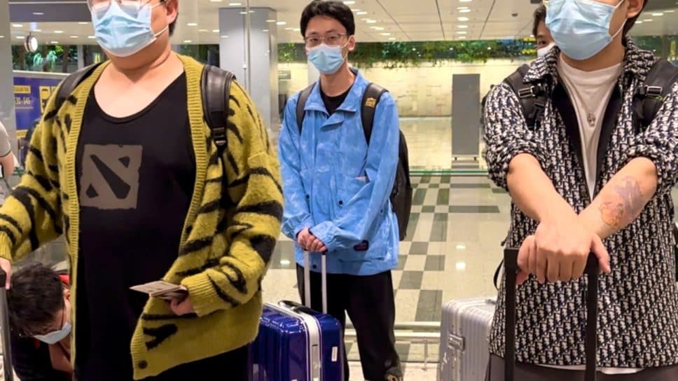 RNG breezes to the top after crushing Gaimin Gladiators 2-0 cover image