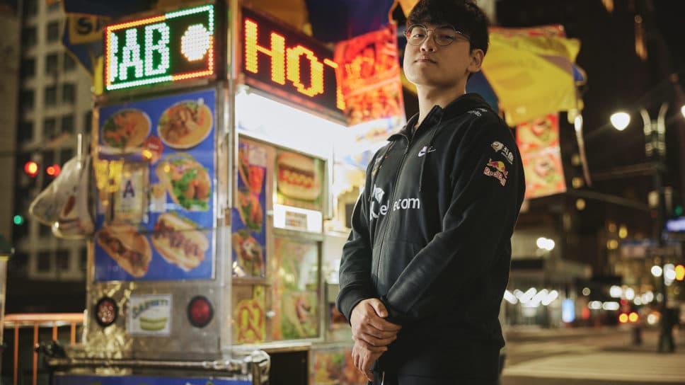 T1 Gumayusi: “The enemy team’s draft was not what we were expecting and we couldn’t handle the enemy draft well” cover image