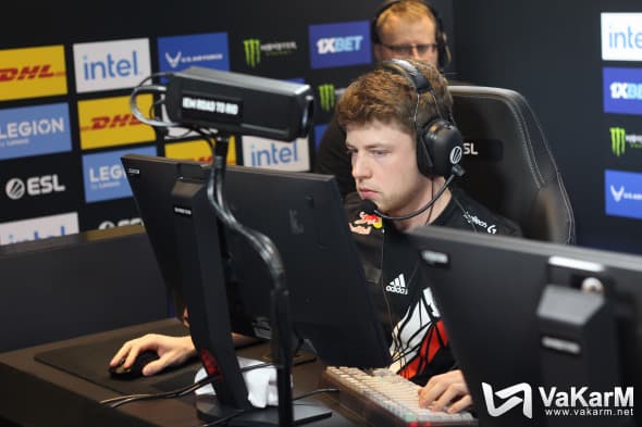 JKS CS: GO crosshair and viewmodel settings | Esports.gg