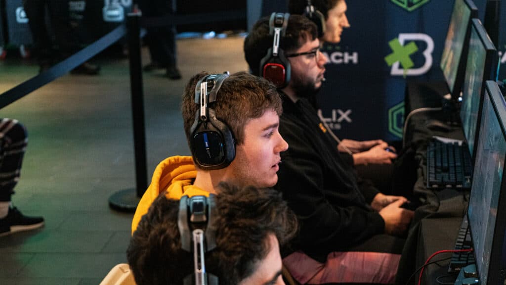 The Decimate Gaming roster that surrounded Ghosty was an impressive one that won several tournaments. Photo via Ant Stonelake.