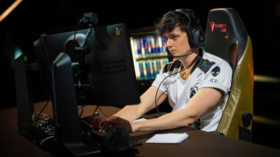 Team Liquid sign former coach Sliggy as content creator cover image