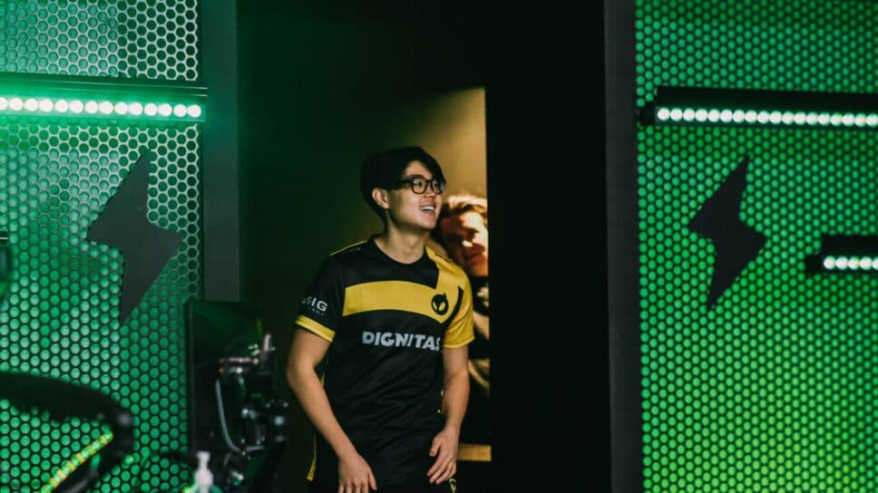 Khanada joins Dignitas days after the organization signs Bugha cover image