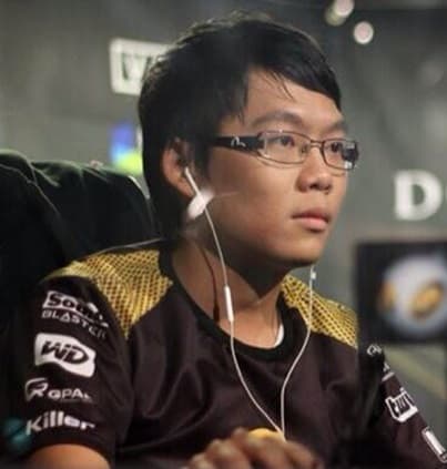 <a href="https://twitter.com/WinteRDota">Chan&nbsp;<strong>"WinteR"</strong>&nbsp;Litt Binn</a>