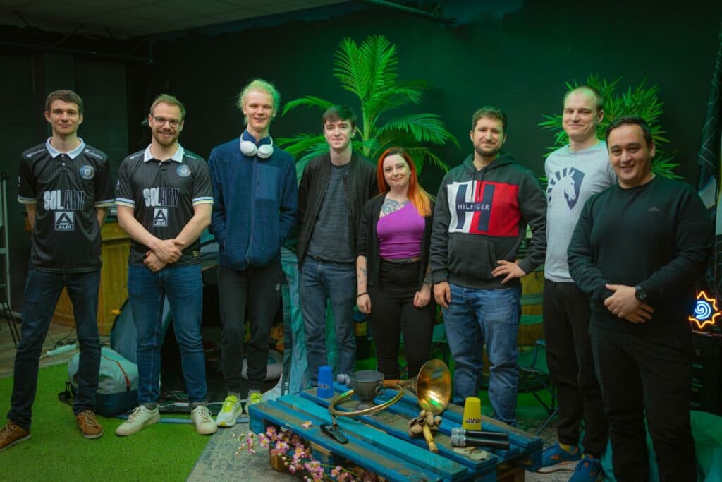 Solary cup players (Image via Solary)