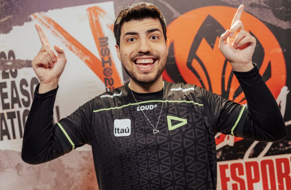 Happy Robo moments (Image via Colin Young-Wolff and Riot Games)