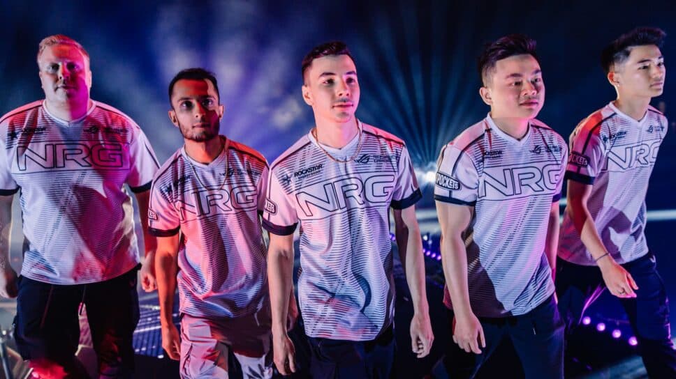 Crashies and FNS discuss intelligent strat against NAVI on Ascent cover image