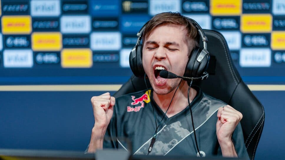 Team Vitality vs Cloud9: Vitality dominate Cloud9 to advance at Cologne cover image