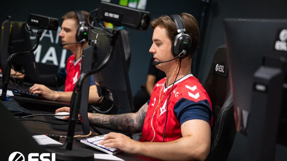 ESL Pro League Season 18: Live score, format and Standings cover image