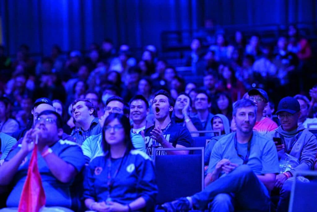 TI12 crowd in the arena can get the exclusive Crimson Witness Treasure drops!<br>(Image via Valve)