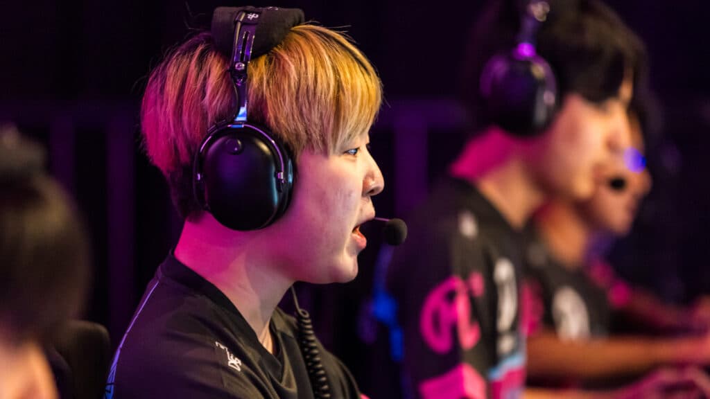 Someone at the 2023 Overwatch League Grand Finals (Image via Blizzard Entertainment)