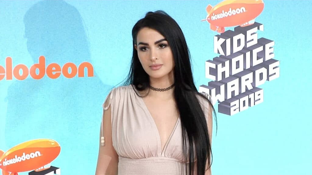 SSSniperWolf at the 2019 Kids' Choice Awards