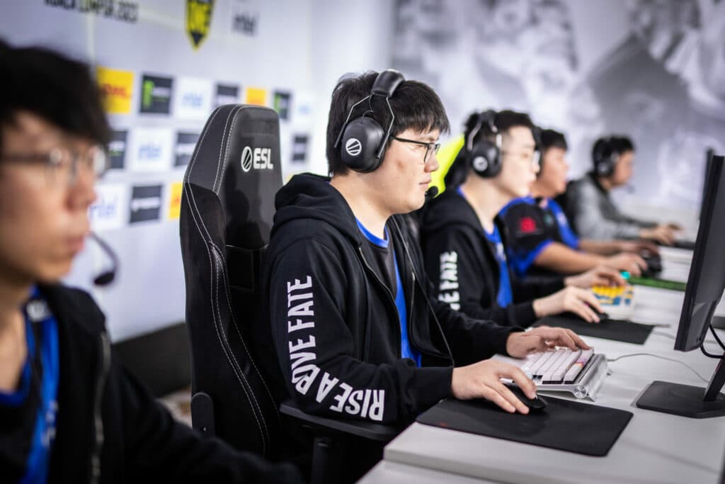 Azure Ray had no series defeats during the ESL One Kuala Lumpur Group Stage.<br>(Photo via Adam Lakomy / ESL)