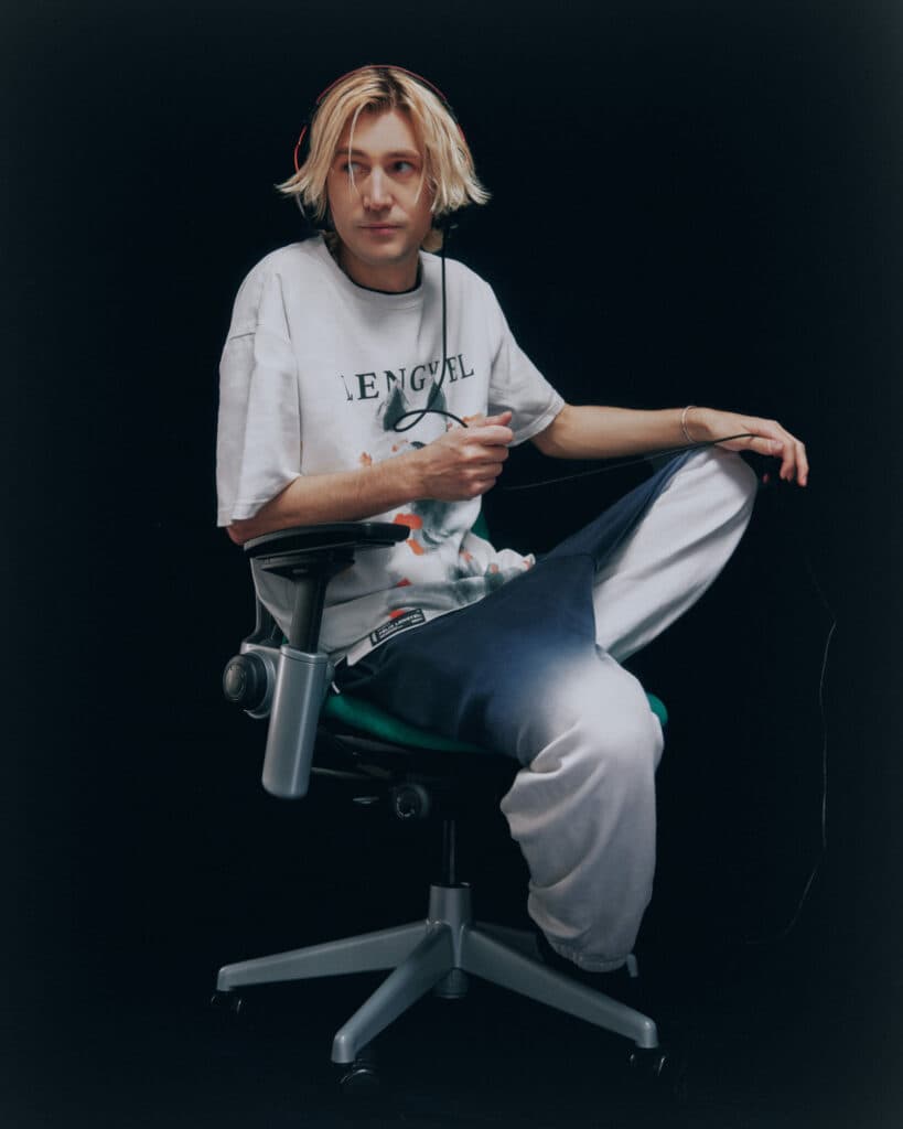 A t-shirt from the new collection (Image via Lengyel)