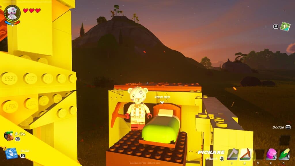 Your can set one bed to be your respawn location in case you die, just like in Minecraft (Image via esports.gg/Epic Games)