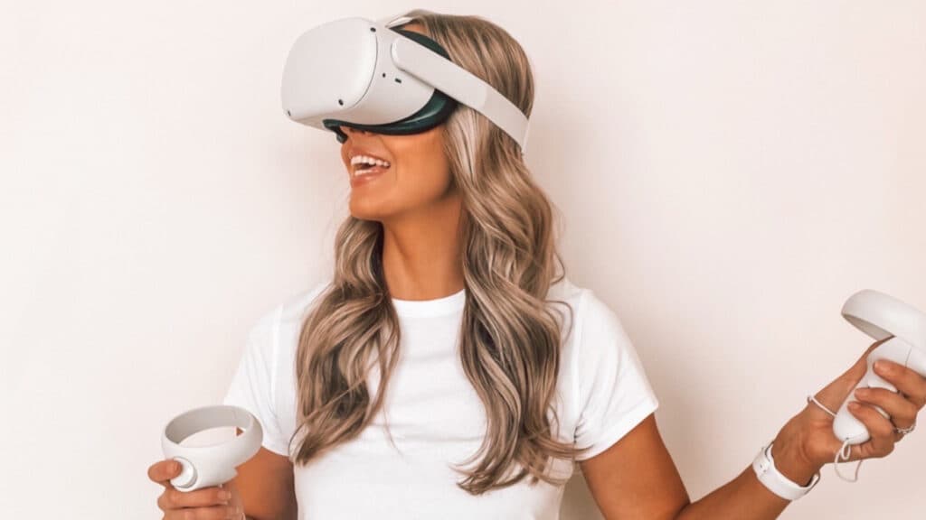 Using a VR headset (Image via Pauliina Törnqvist)