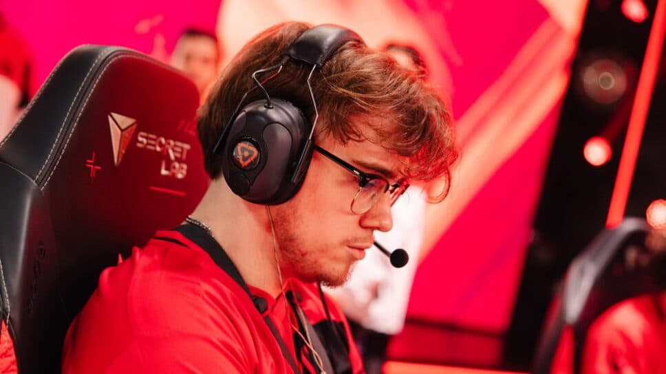 “The fan base for Sentinels is very loving, but also very toxic,” Zellsis on representing the org in VALORANT cover image