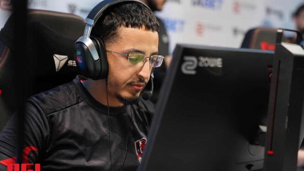 HAdJi steps down from 3DMAX cover image