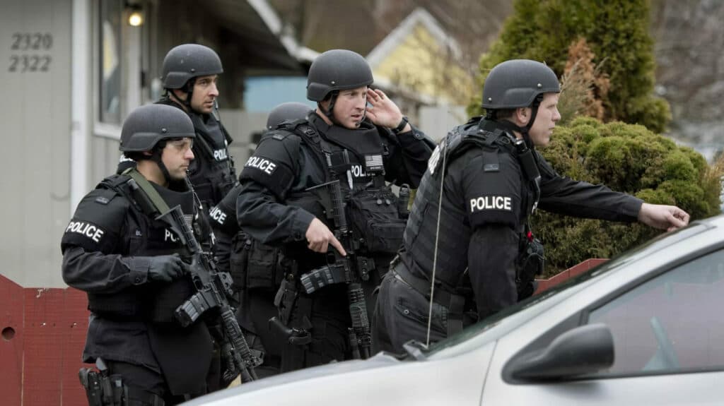 This photo looks like it was taken in T spawn! (Image via Bluefield Daily Telegraph)