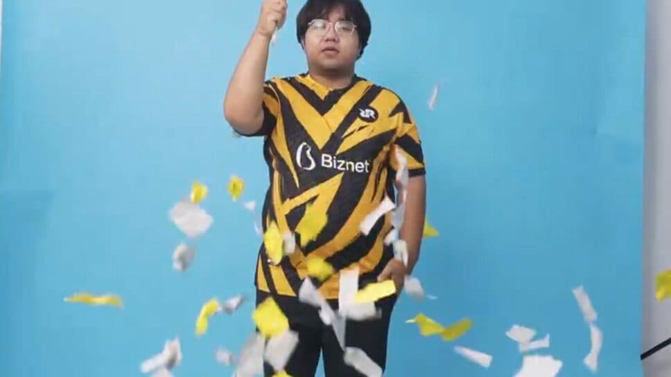 Monyet joins Team RRQ cover image